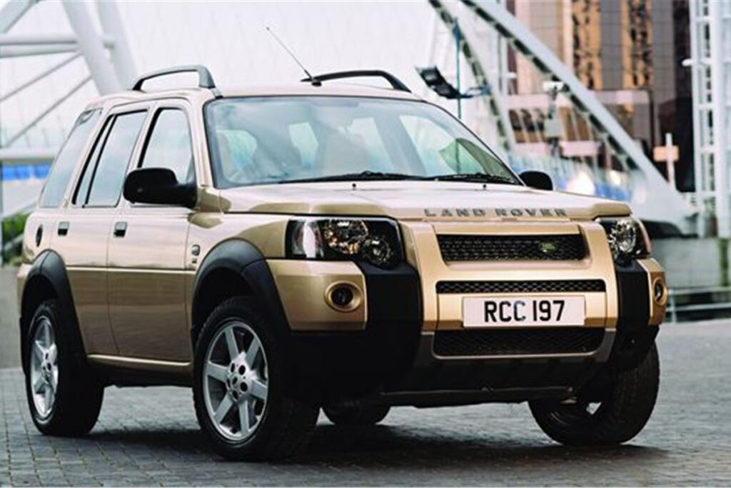 Top 10 Most Popular Land Rover Models On Honestjohn co uk Motoring 